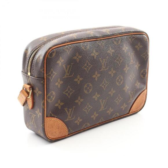LOUIS VUITTON Brown Monogram Leather Shoulder Bag - Picture 2 of 10